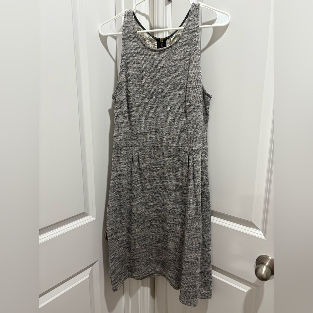 Old Navy Heathered Gray Knee Length Dress